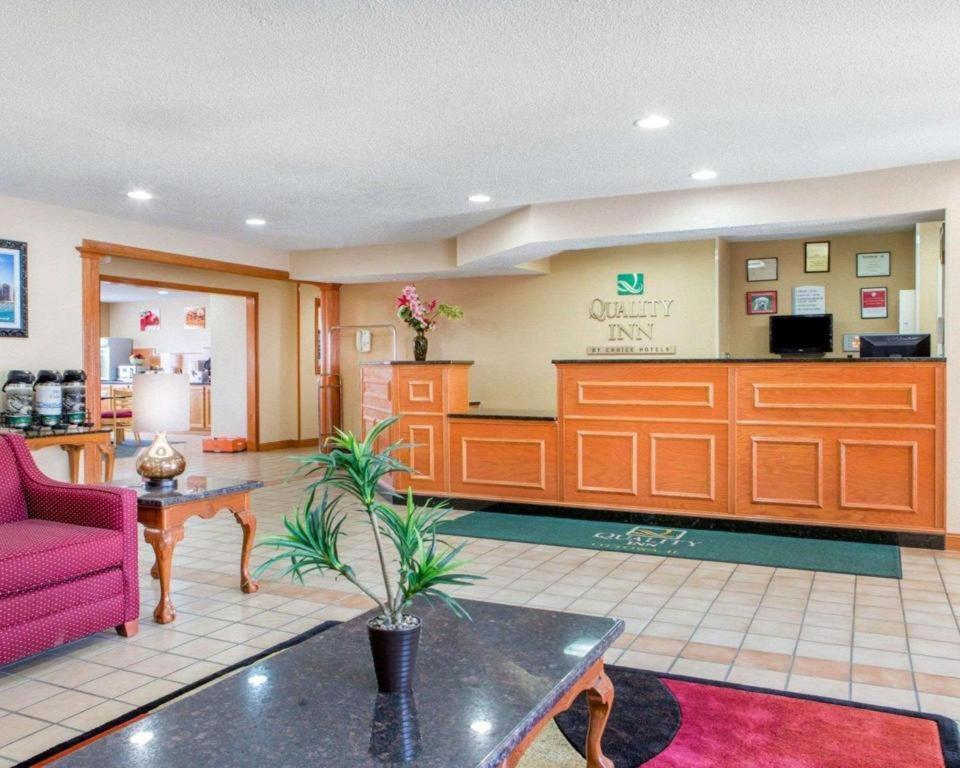 Quality Inn Ottawa Near Starved Rock State Park Extérieur photo
