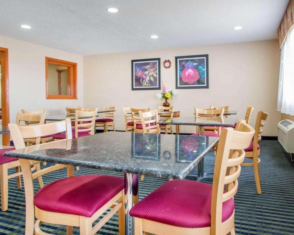 Quality Inn Ottawa Near Starved Rock State Park Extérieur photo