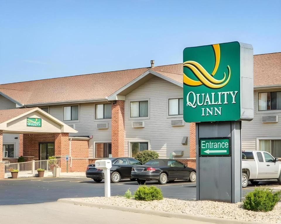 Quality Inn Ottawa Near Starved Rock State Park Extérieur photo
